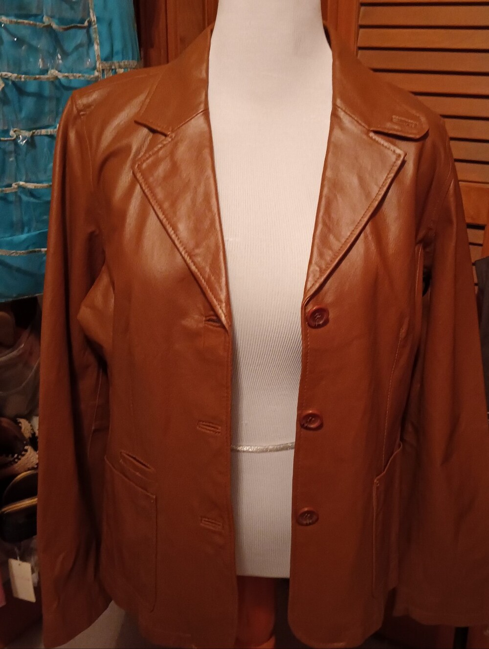 Vintage Women's Tan-Brown 100% Leather Button Down Jacket